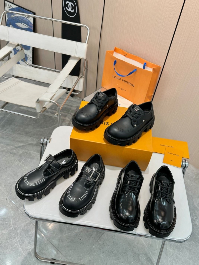 l0vis Vvtt0n loafers